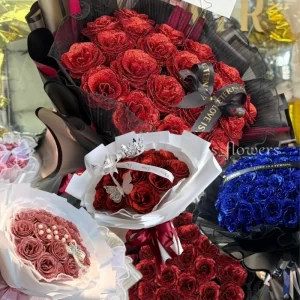 ช่อดอกกุหลาบกลิตเตอร์